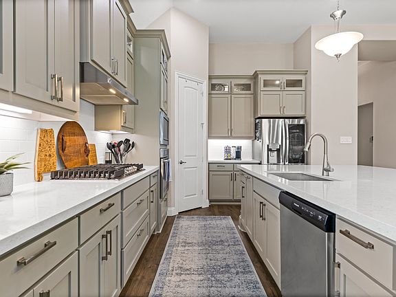 4th image of 4169 Yellow Jasmine Ln