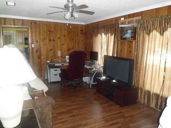 5th image of 1008 Polly St