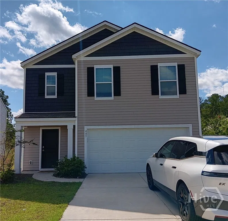 5 bed, 3.0 bath, 2361 sqft, $3,300 — Photo 1