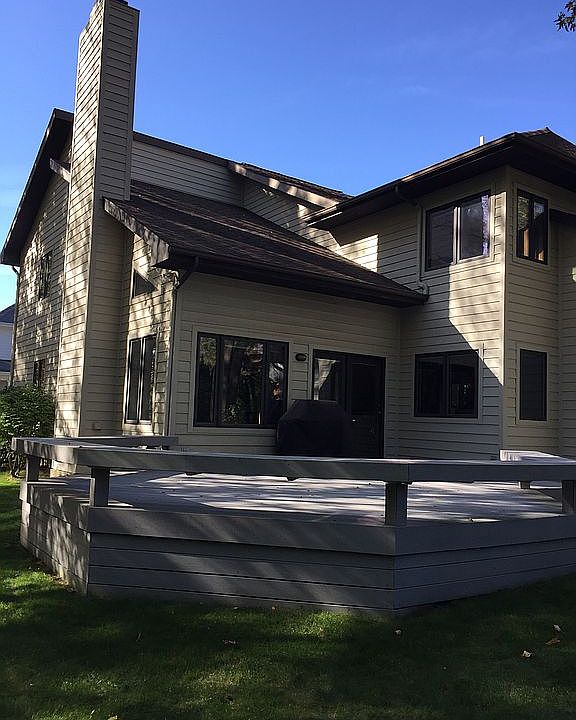 2nd image of 812 Scenic Dr