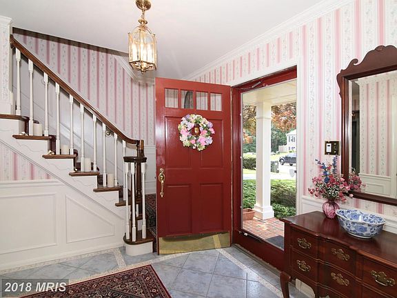 3rd image of 5423 Governor Yeardley Dr