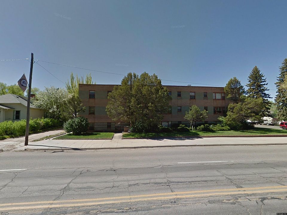 1st image of 1010 E Grand Ave APT 1