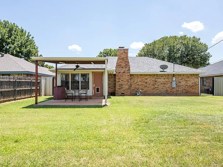 4808 Mount Everest Dr — Photo 38