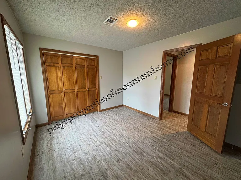 605 Cooper Estates Dr #12 — Photo 14
