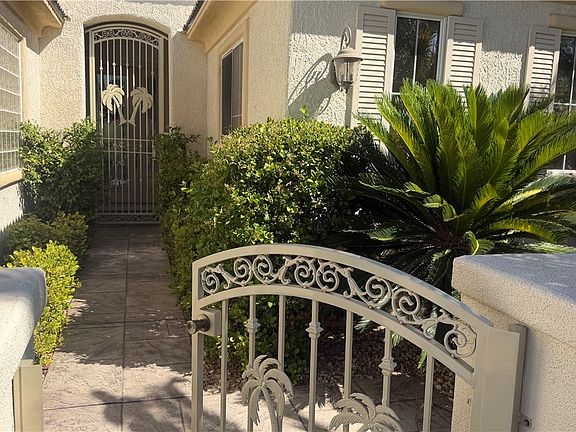 2nd image of 10385 Brillare Ave