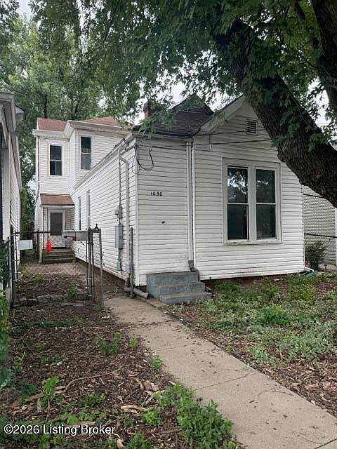 1st image of 1036 E Caldwell St