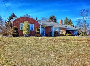 308 N Middlesex Rd, Carlisle, PA 17013