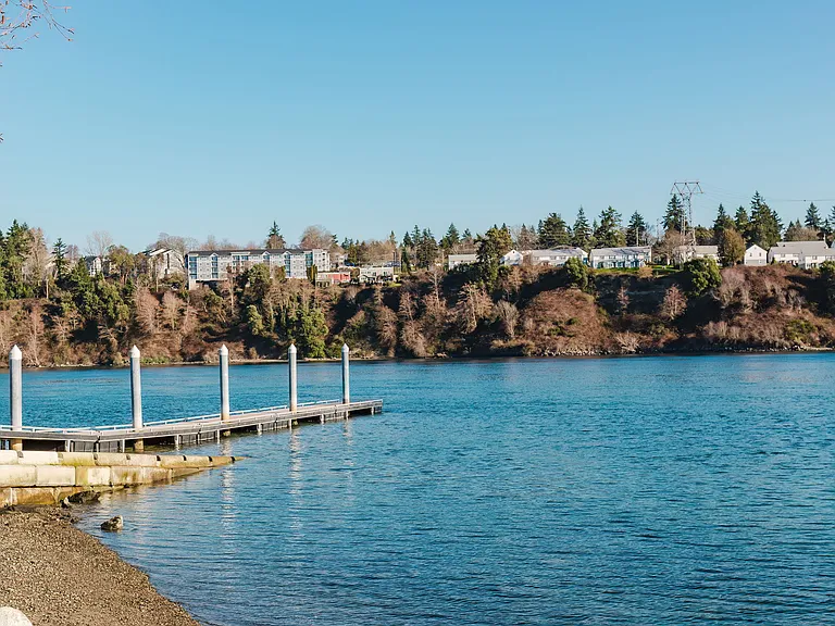 The View at Manette — Photo 46