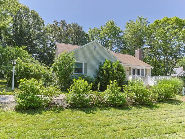 7 Openfield Road, South Dennis, MA 02660
