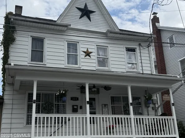 223 N Vine St, Shamokin, PA 17872