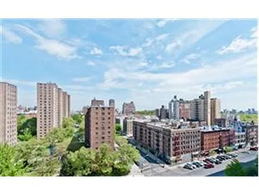 Rented by Douglas Elliman | media 24