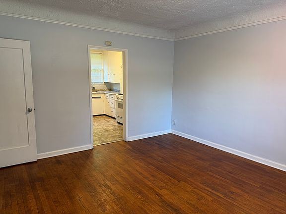 3rd image of 1500 N Jarrett St