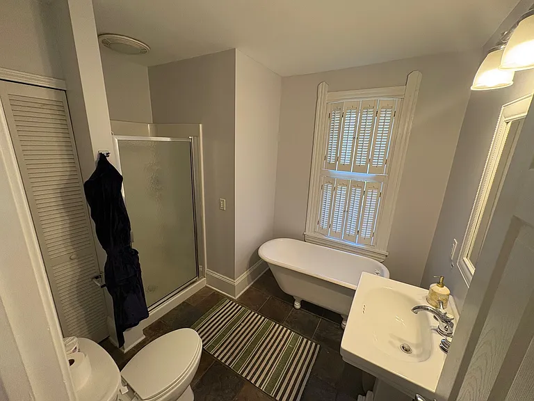 4105 Whitman Ave — Photo 5