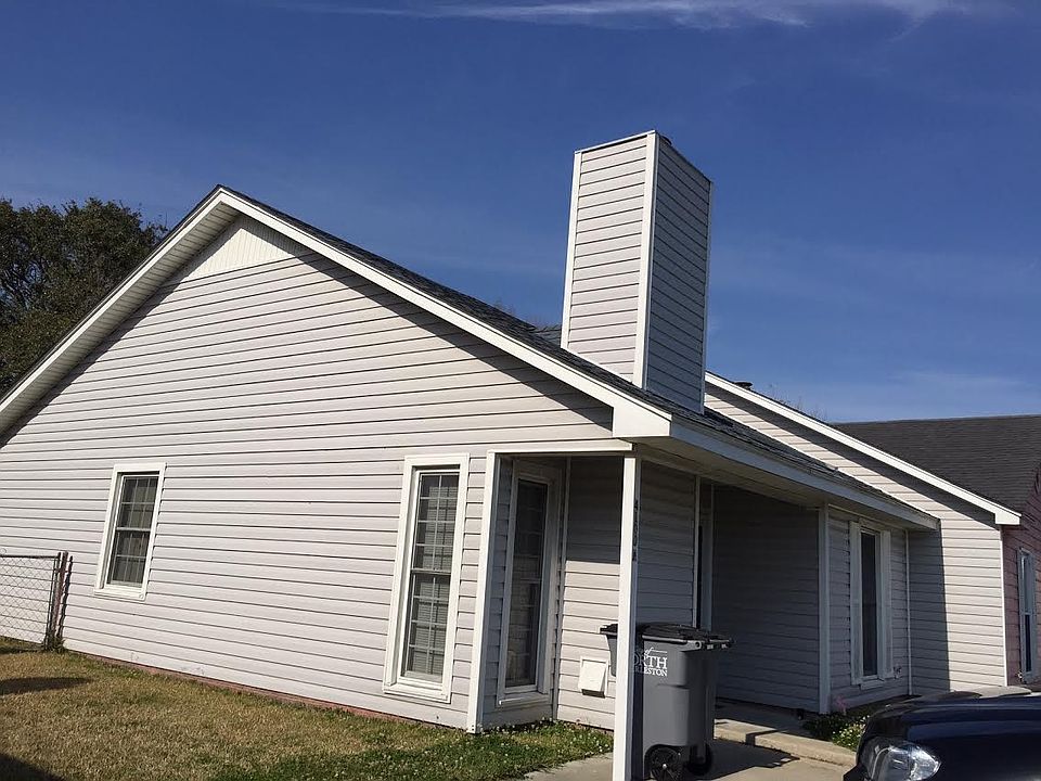 2nd image of 4100 Bonaparte Dr APT A