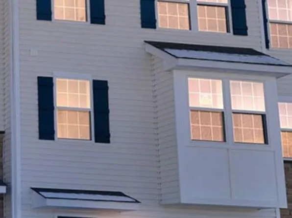 8309 Alexander Ct, Breinigsville, PA 18031