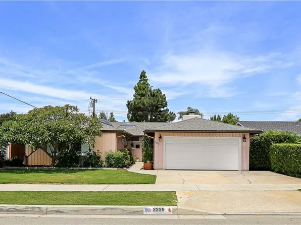 2229 E Hoover Ave, Orange, CA 92867
