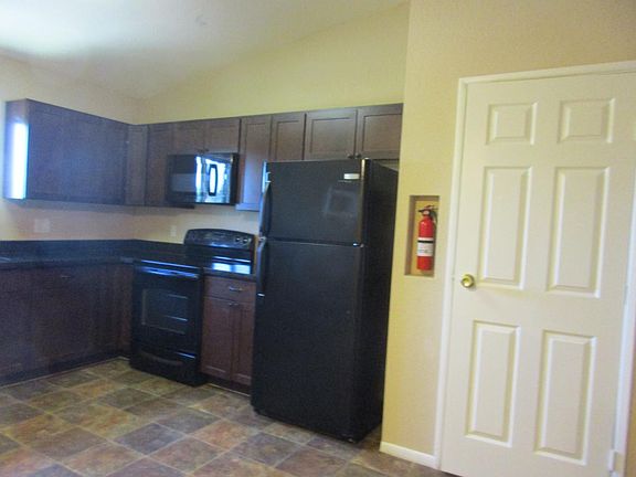 5th image of 465 W Ivyglen St APT 220