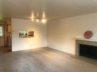 20232 19th Dr SE APT D, Bothell, WA 98012