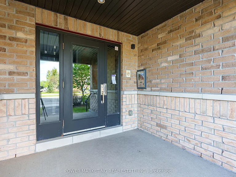 2240 Tenth Line Rd #8 — Photo 21