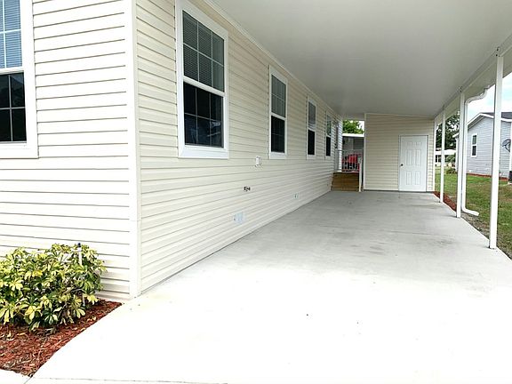 2nd image of 200 Forest Dr #2MGQLT
