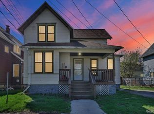 309 12th St, Port Huron, MI 48060