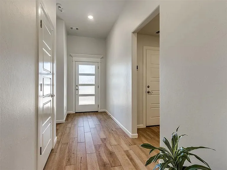 3301 NW 159th Ter — Photo 2