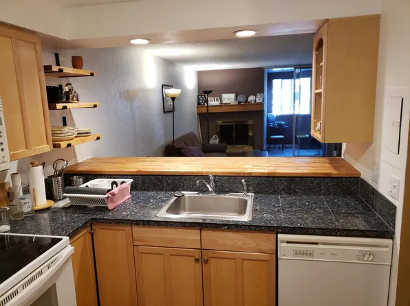 805 29th St #2222, Boulder, CO 80303