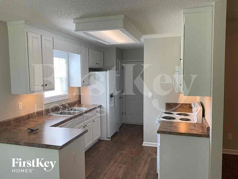 797 Gable Ct — Photo 6