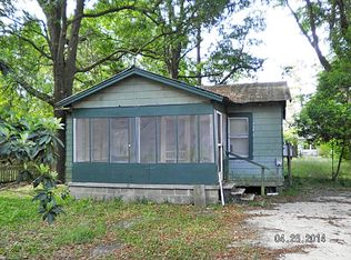 6951 Broadway St, Grand Ridge, FL 32442