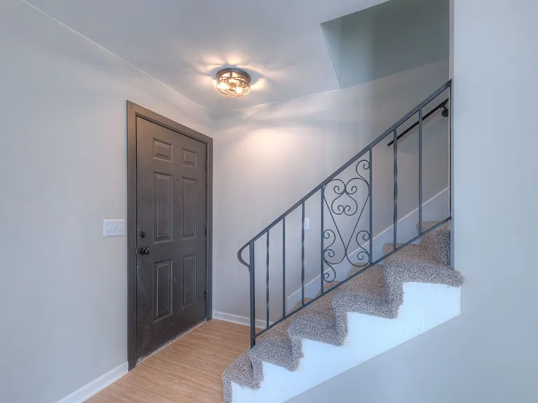 Windsor Village Townhomes — Photo 27