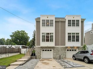 488 Evergreen Ave, Philadelphia, PA 19128