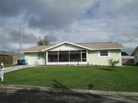 2nd image of 715 Crestview Dr