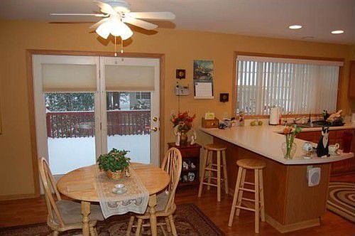 4th image of 233 Drummond Dr