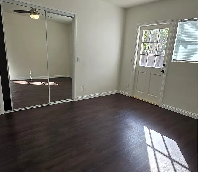 17322 Keswick St — Photo 17