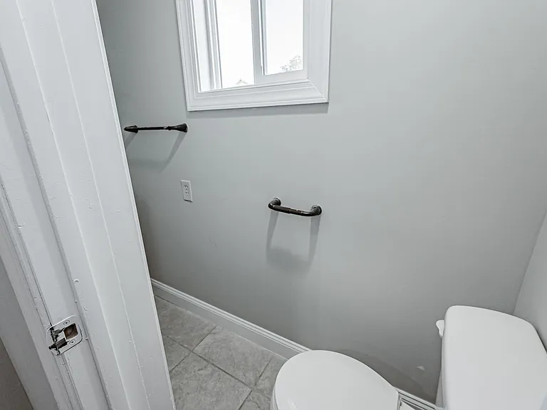 2822 Q St — Photo 18