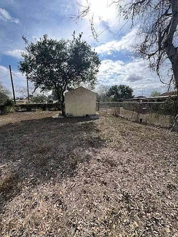 813 E Kenedy Ave — Photo 3