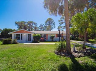 915 Allen Ave, Englewood, FL 34223