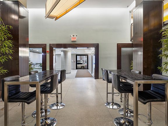 4th image of 240 W 73rd St APT 513
