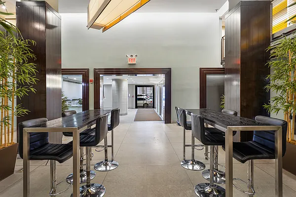 Rented by Vector New York, LLC | media 4