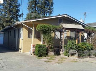 3833 Redding St, Oakland, CA 94619