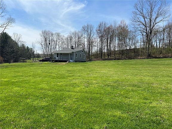5th image of 340 Foxwood Rd