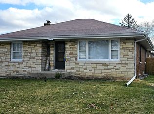 2321 S 18th Ave, Broadview, IL 60155