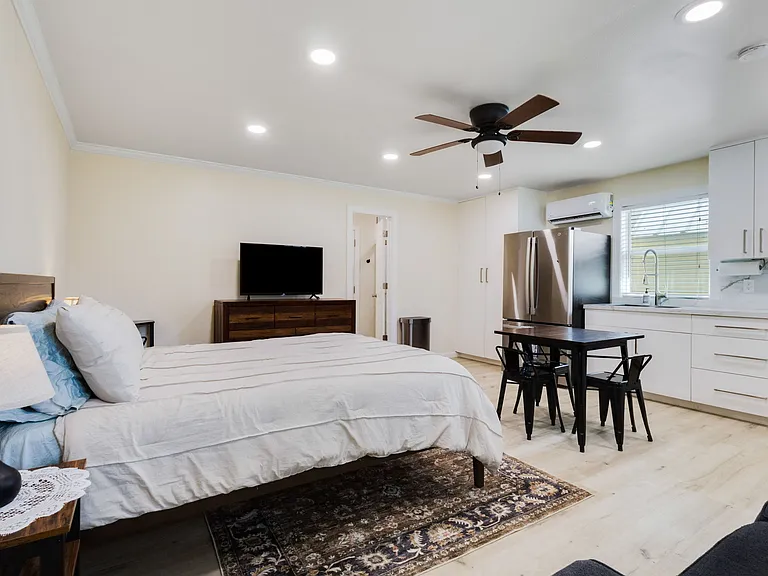 1017 La Neuville Rd — Photo 5