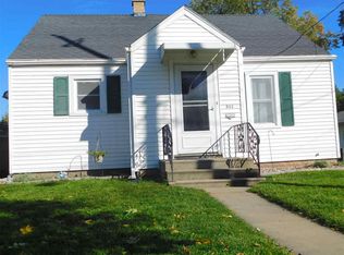 643 Manitowoc St, Menasha, WI 54952