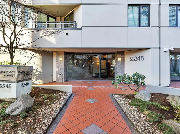 2245 SW Park Pl Unit 7D, Portland, OR 97205