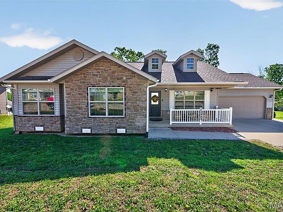 2nd image of 20990 Hideaway Ln