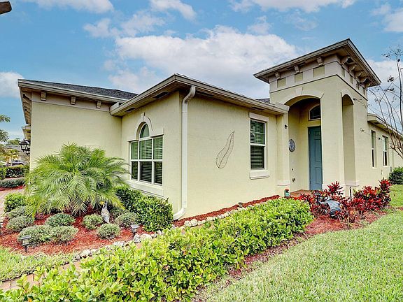3rd image of 10911 SW Winding Lakes Cir