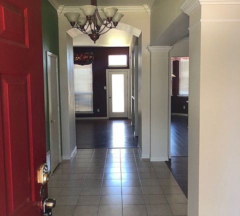 4th image of 111 Milton Dr