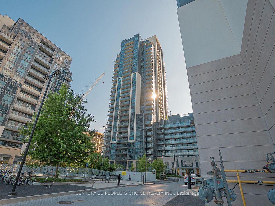1st image of 20 Meadowglen Pl SE #2901