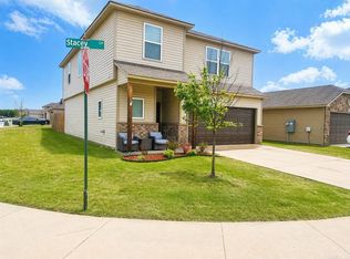 8316 Stacey Ln, Maumelle, AR 72113
